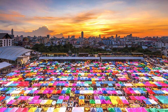 Experience Bangkok at Night with Streetfood Dinner & Foot Massage - BTS Saphan Taksin check-in: the easiest way to start on time