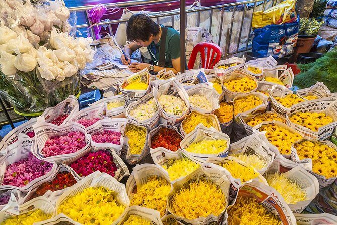 Experience Bangkok at Night with Streetfood Dinner & Foot Massage - Price and value: what $120.14 really buys you