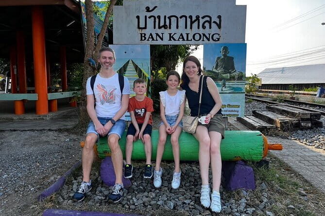 Floating and Railway Markets with Kwan Damnoen Restuarant - Coconut sugar farm: the edible souvenir lesson