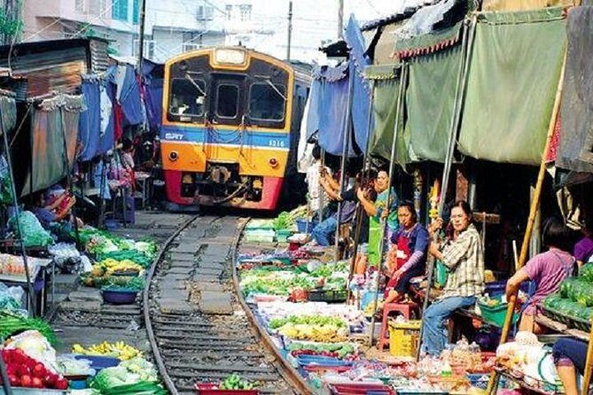 Floating Market Damnoen Saduak and Meklong Railway Market: Half Day Tour - Price and Value: Why $120.81 Can Make Sense
