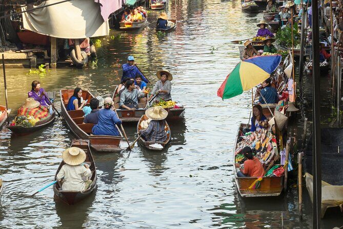 Floating Market with Great Pagoda Temple and Wat Sam Phran - Small-Group Comfort: Private Guide, Up to 15 People