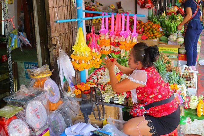 Flower Market & Floral Art: Multilingual Private Tour [EN/others] - Baan Kudi Chin Museum: where food, religion, and lineage meet