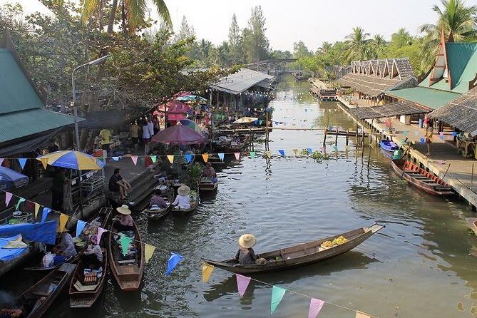 From Bangkok : Thaka Floating Market - Key highlights at a glance