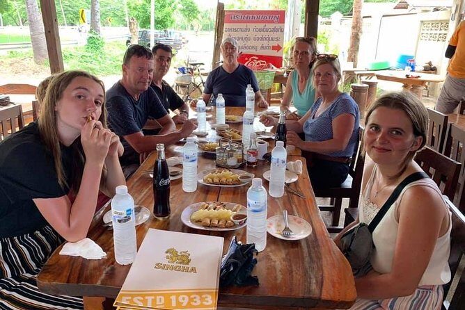 Full Day Cycling tour to Sukhothai Historical Park - What the lunch and snack setup really means for you