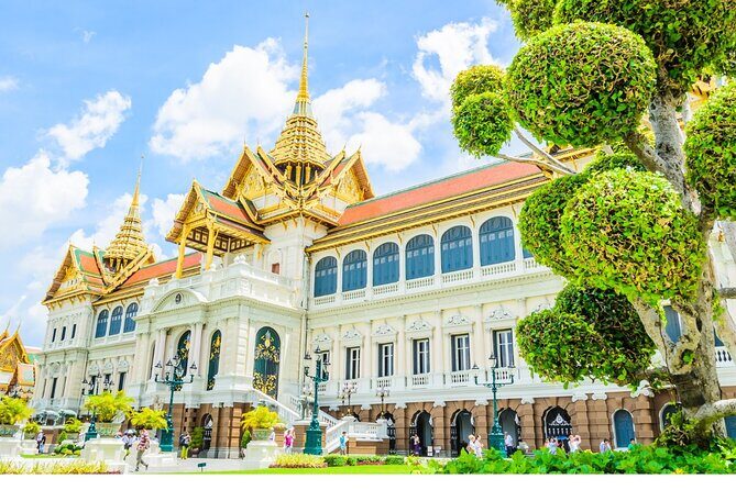 Grand Palace & Temples of Bangkok with experienced guide - Stop 3: Wat Arun’s mosaic tiles at the Temple of Dawn