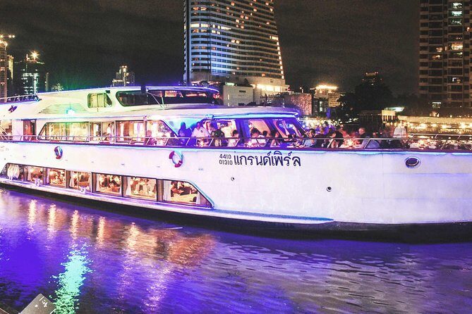 Grand Pearl Dinner Cruise: Dining & Live Performances - Bottom line: should you book the Grand Pearl?