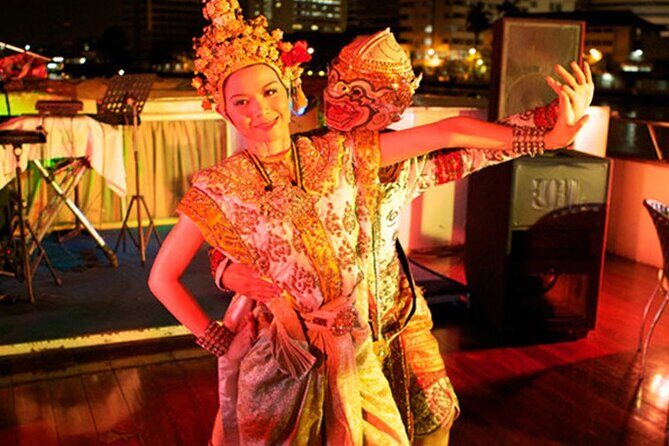 Grand Pearl Dinner Cruise Experience at Bangkok with Pickup - From hotel pickup to River City Pier: the timeline that matters