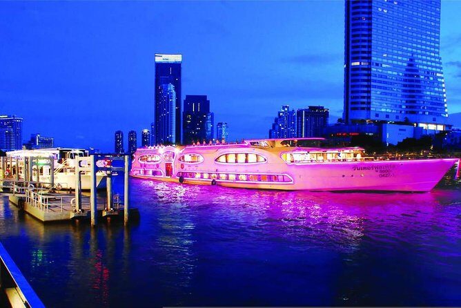 Grand Pearl Dinner Cruise Experience at Bangkok with Pickup - The Chao Phraya night views: Wat Arun and the palace-area photo moments