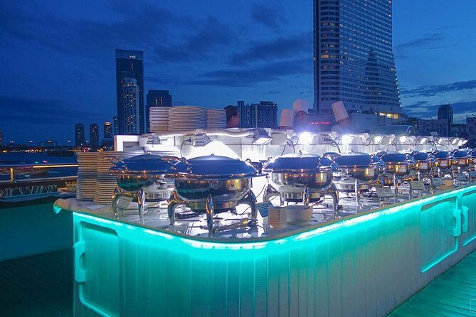 Grand Pearl Dinner Cruise Experience at Bangkok with Pickup - Group size, loading, and how to avoid the common disappointments