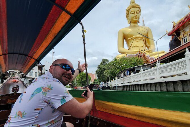Half-Day Private Tour of the Bangkok Canals - Longtail boat on the Chao Phraya: palaces across the water