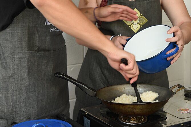 Hands-on Thai Cooking Class & Market Tour in Sukhumvit - Bangkok Thai Cooking Class in Sukhumvit: Why This One Feels Hands-On