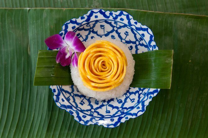 Hands-on Thai Cooking Class & Market Tour in Sukhumvit - Afternoon Sessions: Fruit Carving and a Thai Dessert Mindset