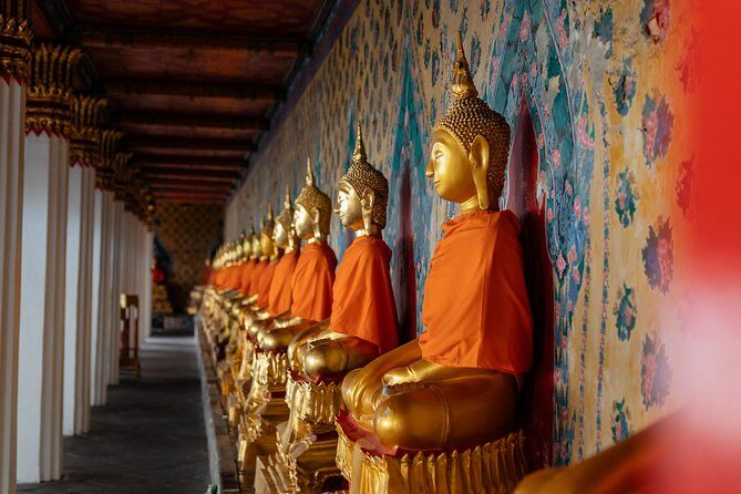 Highlights & Hidden Gems With Locals: Best of Bangkok Private Tour - Wat Arun (Temple of Dawn): a classic sight with local context