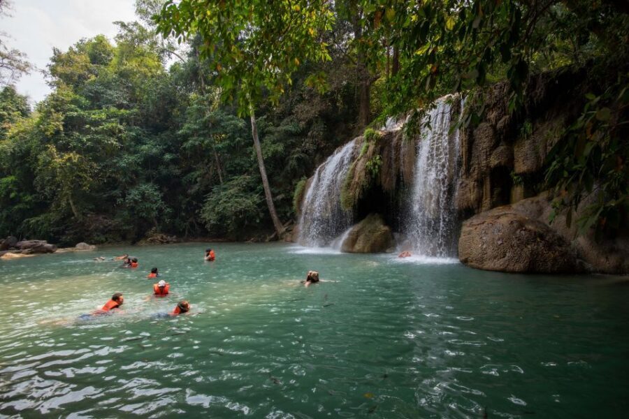 Kanchanaburi: Erawan Waterfall & Train Full-Day Tour - Srinakarin Lake Views: The Calm Start That Sets the Tone