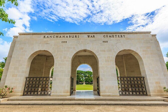 Kanchanaburi River Kwai & Death Railway Small Group tour - First stop: Kanchanaburi War Cemetery and why it matters