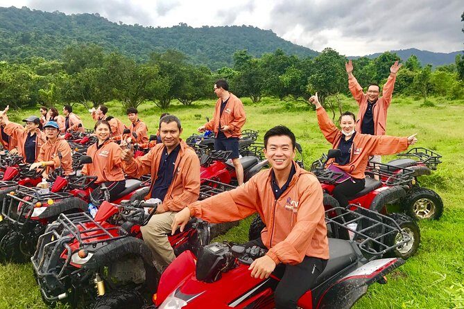 Nakhon Nayok adventure full day trip with lunch - Door-to-door in Bangkok: what “private” really means here