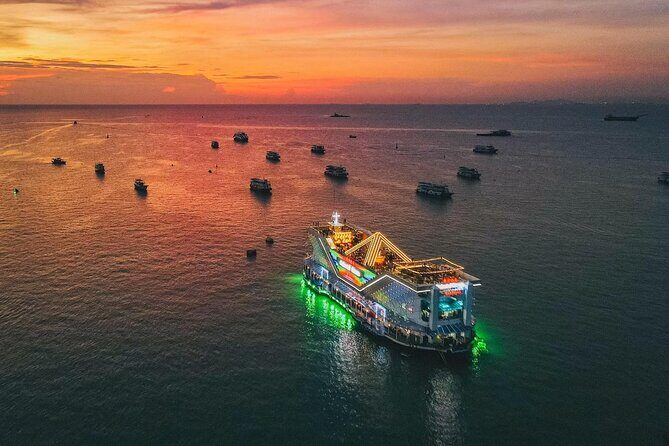 Ocean Sky Pattaya Dinner Cruise with Live Entertainment - A possible drawback: short show, plus rules