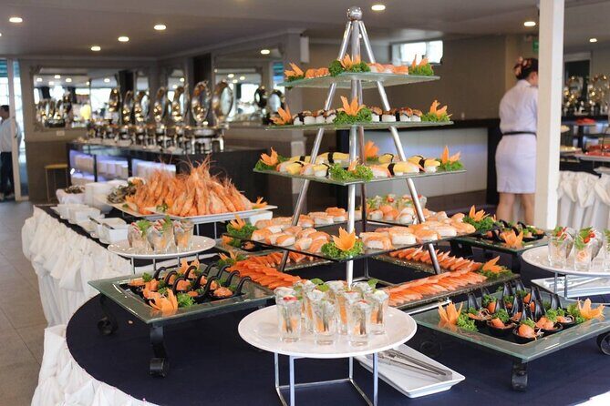 Ocean Sky Pattaya Dinner Cruise with Live Entertainment - The 360-Degree Deck Experience: Where Night Photos Come From