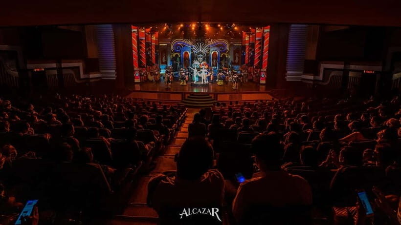Pattaya: Alcazar Cabaret Show Admission Ticket - Alcazar Cabaret in Pattaya: What the 75 Minutes Feels Like