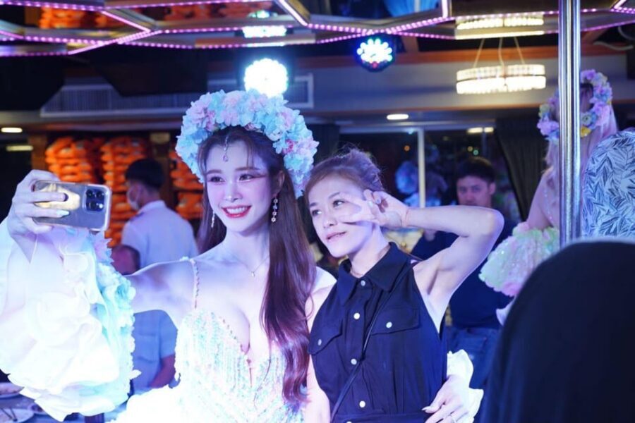 Pattaya: All Star Dinner Cruise, Cabaret Show & Beer Buffet - The Buffet Spread: Seafood, Indian, and International Basics