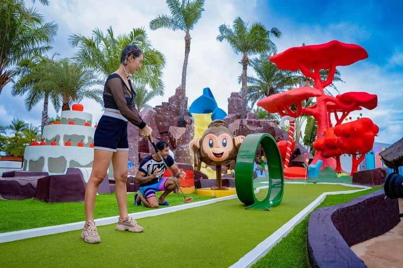 Pattaya: Columbia Pictures Aquaverse Entry Ticket - Mega Wave Pool: The Big Finish (and Why It Matters)