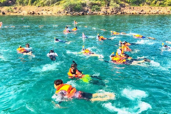 Pattaya : Coral Island Full Day Tour with Snorkeling, Jetski and Parasailing - Stop 1: Pattaya Beach Transfer and First Island Time