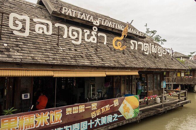 Pattaya Discovery Tour with Floating Market, View Points - Big Buddha Hill (Wat Phra Yai): Steps, Scale, and a Photo Worth Climbing