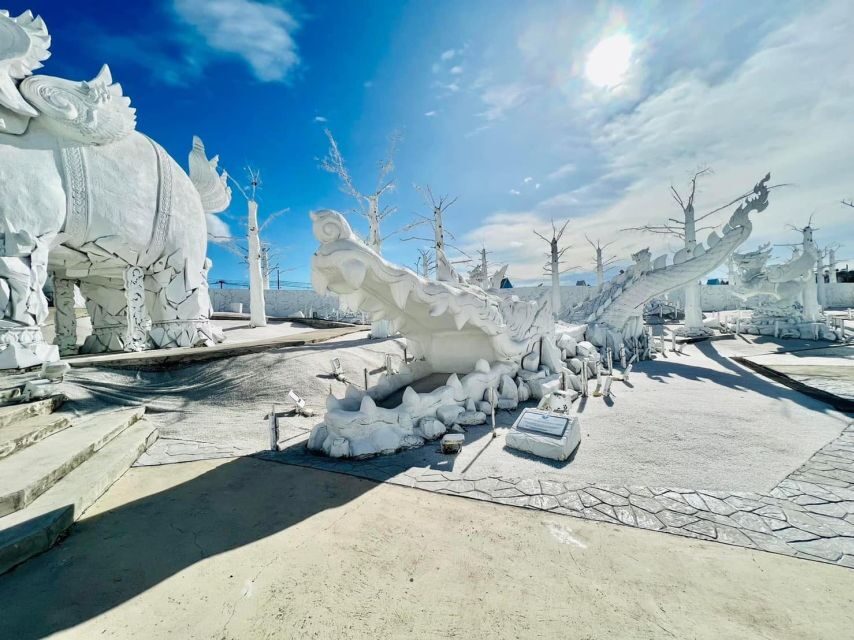 Pattaya: Frost Magical Ice of Siam Entry Ticket - Gear and Budget: Overcoat Helps, Cold Costs Still Exist