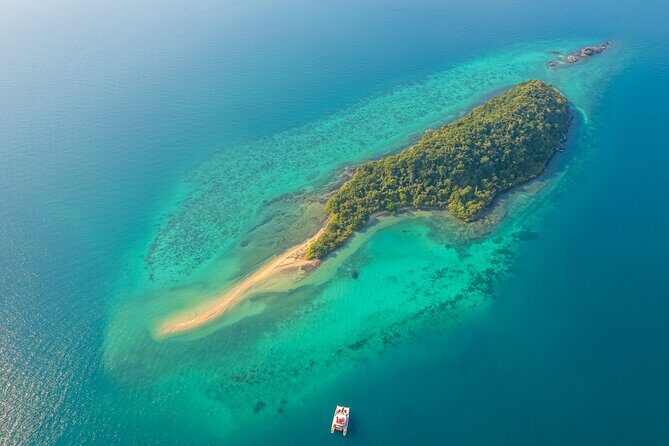 Pattaya Full-Day SUNSET Yacht exclusive Island(Buffet,Snorkeling) - Small-group comfort and multilingual help on the catamaran