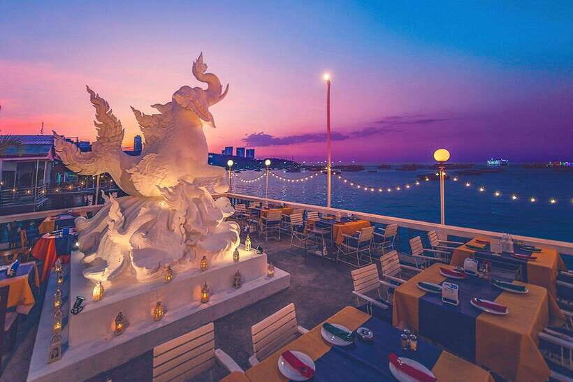 Pattaya: King Seafood Buffet Package - King Seafood’s Spot: Pattaya Walking Street by the Gulf