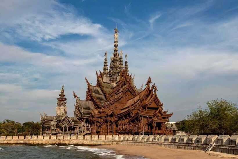 Pattaya: The Sanctuary of Truth Entry Ticket with Transfer - Inside the temple: what your visit feels like from start to finish