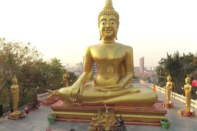 Pattaya Viewpoint, Big Buddha & Floating Market with Lunch - Wat Phra Yai Big Buddha Temple: The 300-Foot Landmark Moment