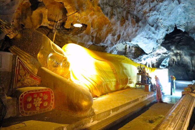 Petchaburi Highlights Khao Luang Cave, Palaces & Temples Group Tour from Hua Hin - Tham Khao Luang Cave: A famous cave shrine that demands real steps