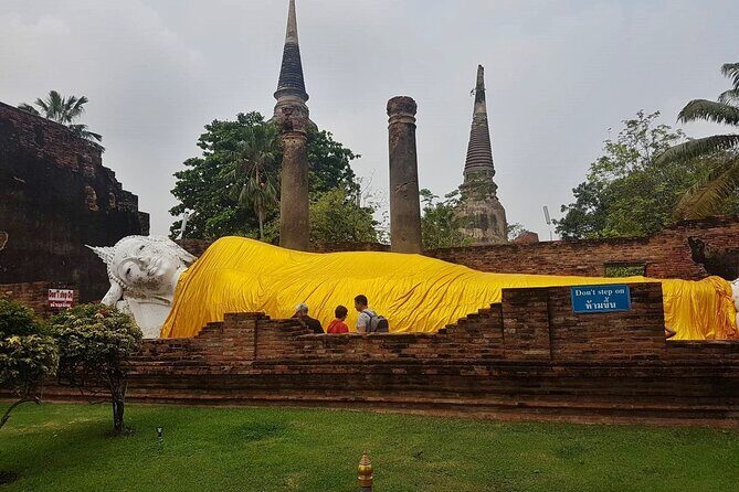 PRIVATE Ayutthaya + SUNSET Boat Tour + Light up The NIGHT - Price and value: is $150 per person fair for an 8-hour private day?