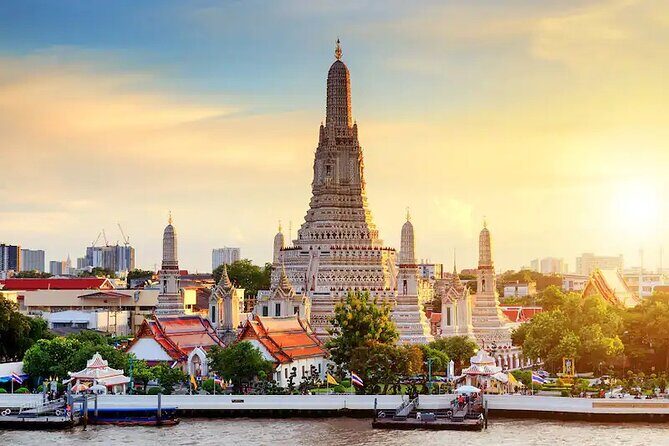 Private Bangkok Three Temples and Grand Palace Tour - Grand Palace first: where Bangkok’s story starts