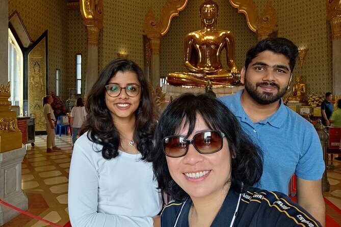 Private Custom Tour with a Local Guide - Wat Arun: the Temple of Dawn and the art of Bangkok’s skyline views