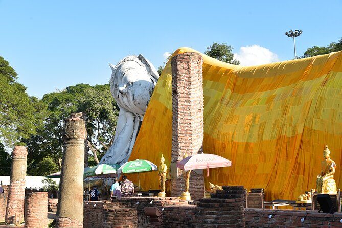 Private Excursion to Ayutthaya, World Heritage site and Ang-Thong Discovery - Ang Thong Province break: optional lunch and local food ideas