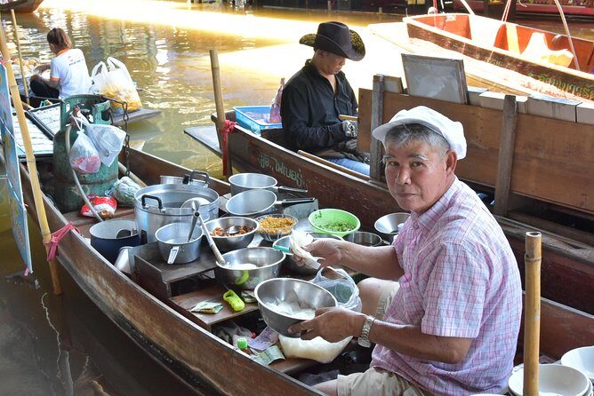 Private Excursion to Floating Market and Ayutthaya World Heritage - Wat Phra Sri Sanphet: the royal chapel and the Ayutthaya power story