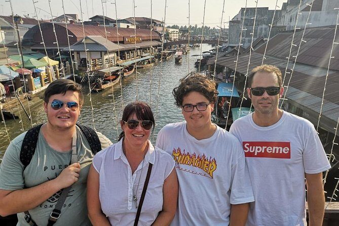 Private Excursion to Maeklong Railway & Amphawa Floating Markets - Stop 2: Wat Bang Kung for Shade, Texture, and a Temple Break