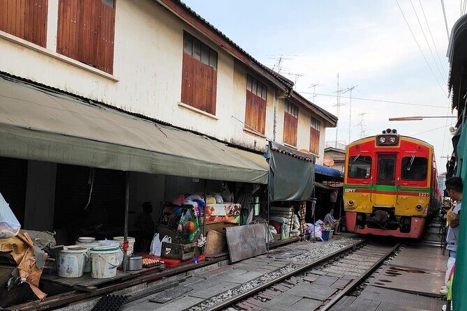 Private Floating Market and Historical Ayutthaya Sightseeing Tour - Ayutthaya Historic City: making 2 hours count
