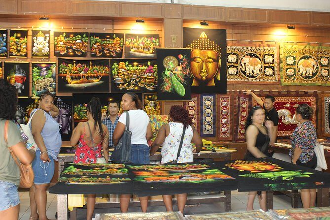 Private Guided Tour to Train Market and Damnoensaduak Floating Market - Getting there and staying sane: timing, traffic, and comfort
