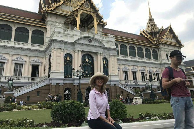 Private Half-Day Bangkok City Tour with The Grand Palace - Amulet Market: where the shopping brain gets a breather