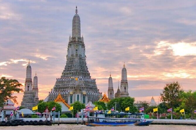 Private Tour: Bangkok Temples and Grand Palace - Entering the Grand Palace without losing your mind