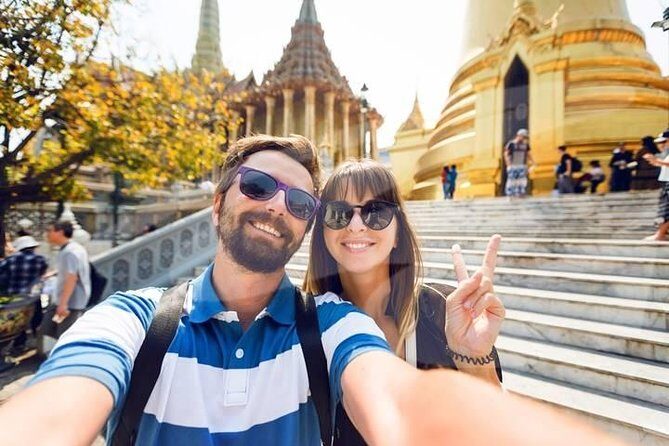 Private Tour: Bangkok's Grand Palace Complex and Wat Phra Kaew - Dress code, crowds, and practical tips for a smooth visit