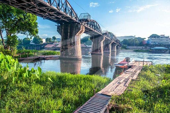 Private Tour: Floating Markets and Bridge on River Kwai Day Trip from Bangkok - Kanchanaburi War Cemetery: quiet dignity, heavy emotions, and real proximity