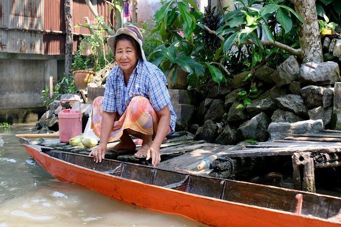 Private Tour from Bangkok: Railway and Floating Markets Tour - Private tour value: pace, guide help, and what’s actually included