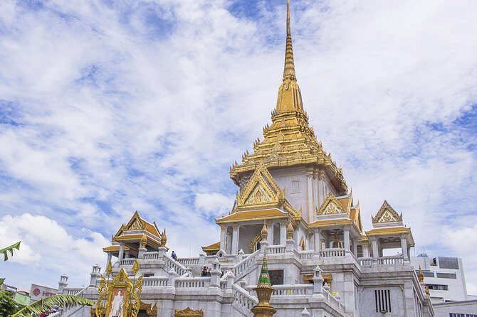 Private Tour of Bangkok's Temples Including Reclining Buddha (Wat Pho) - Gems Gallery International: why it’s included and what to expect