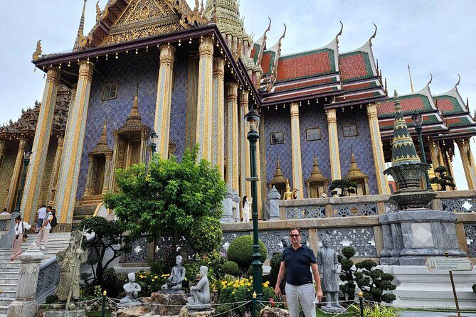Private Tour: Temples Tour of Bangkok - China Town to Pak Khlong Flower Market: the pre-temple palate