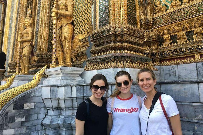 Private Tour: Temples Tour of Bangkok - Dress code and comfort tips (so you don’t get turned away)