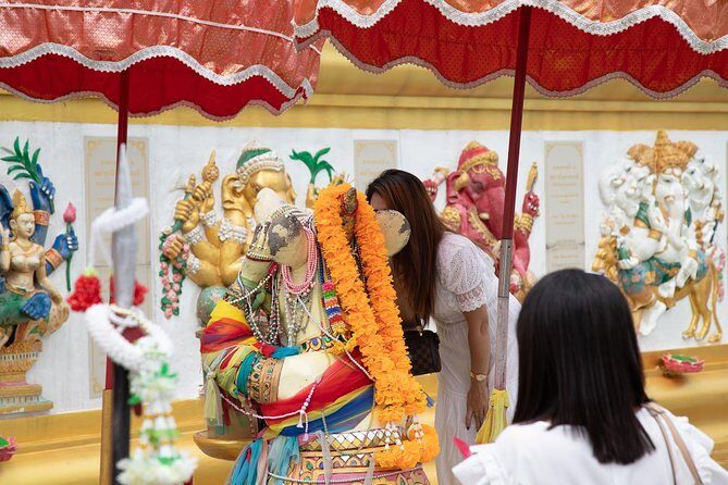 Private Tour: The Dragon River & Land of Sacred Deities Chachoengsao - Entering Chachoengsao: a private day that connects religion and daily life